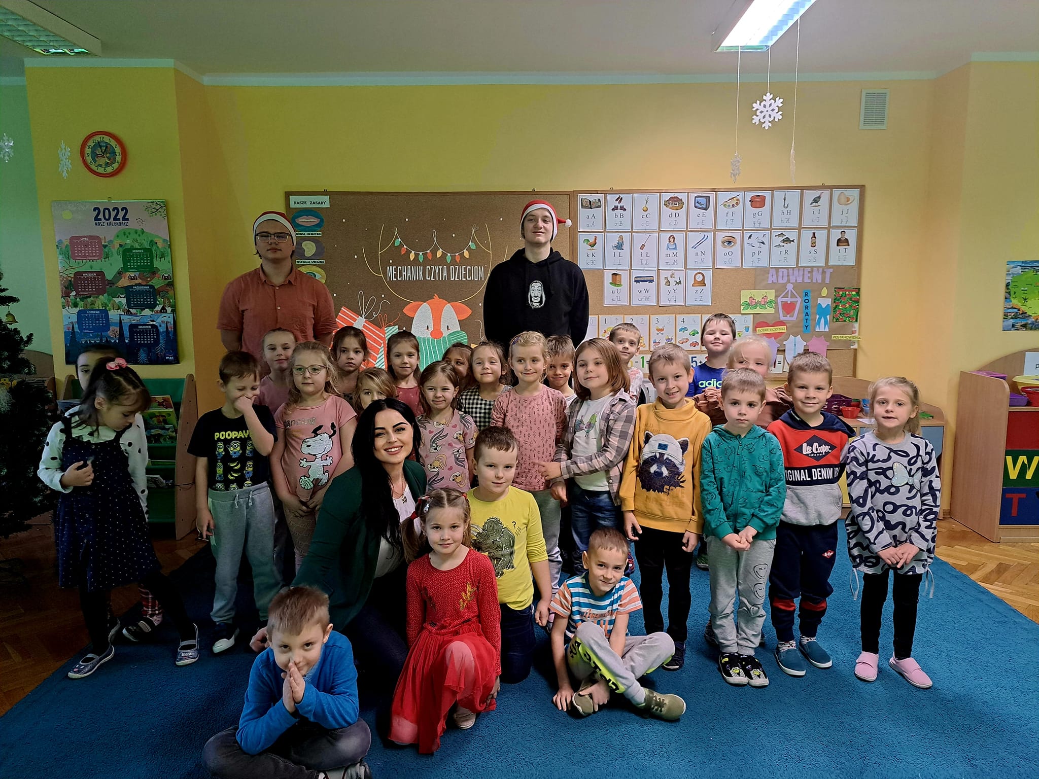 Mechanik czyta dzieciom &#8211; Przedszkole nr 2 w Głogowie, Zespół Szkół Politechnicznych w Głogowie