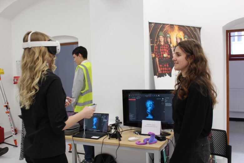 Targi edukacyjne EDUPANS 2026, Zesp&oacute;ł Szk&oacute;ł Politechnicznych w Głogowie