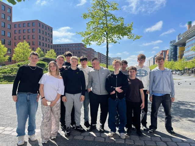 NIEMIECKI INACZEJ!, Zesp&oacute;ł Szk&oacute;ł Politechnicznych w Głogowie