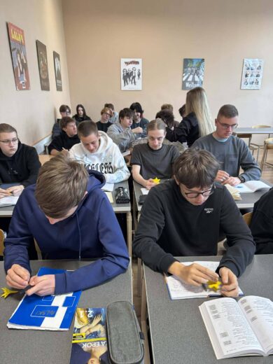 Żonkile w Mechaniku, Zesp&oacute;ł Szk&oacute;ł Politechnicznych w Głogowie